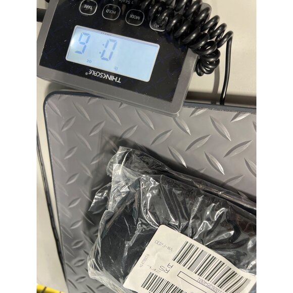 Isaac Mizrahi Live! Solid Printed Mock Neck Top Pitch Black Womens Size Medium - Picture 6 of 6